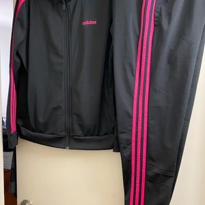 Women’s Adidas Sweatsuit